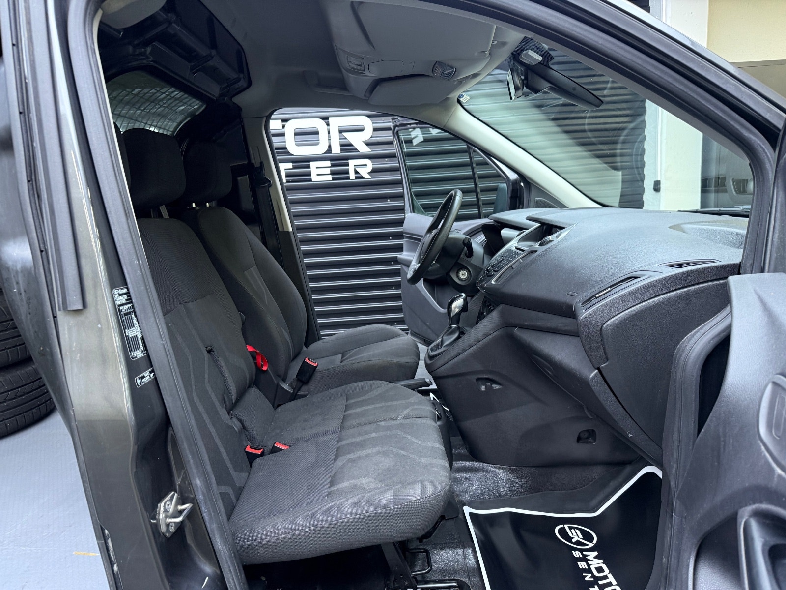 Hovedbilde av Ford Transit Connect