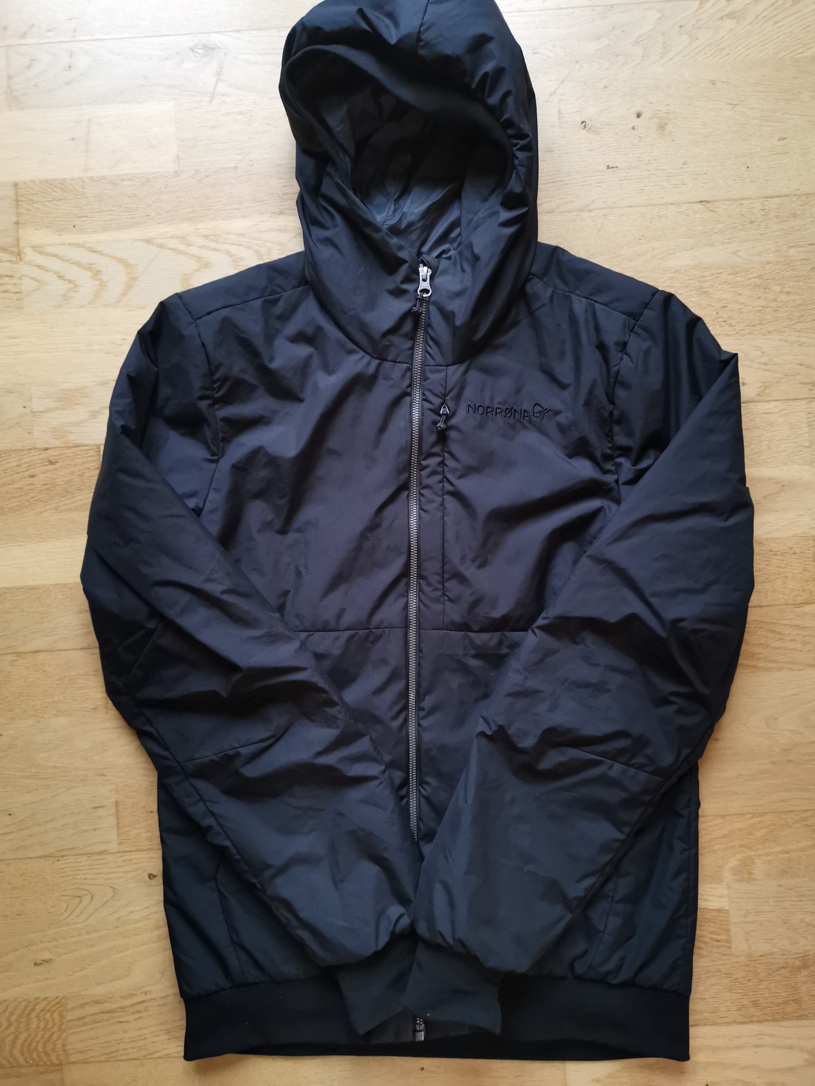 Norrona roldal insulated hood Jacket M Shop norrona roldal jacket