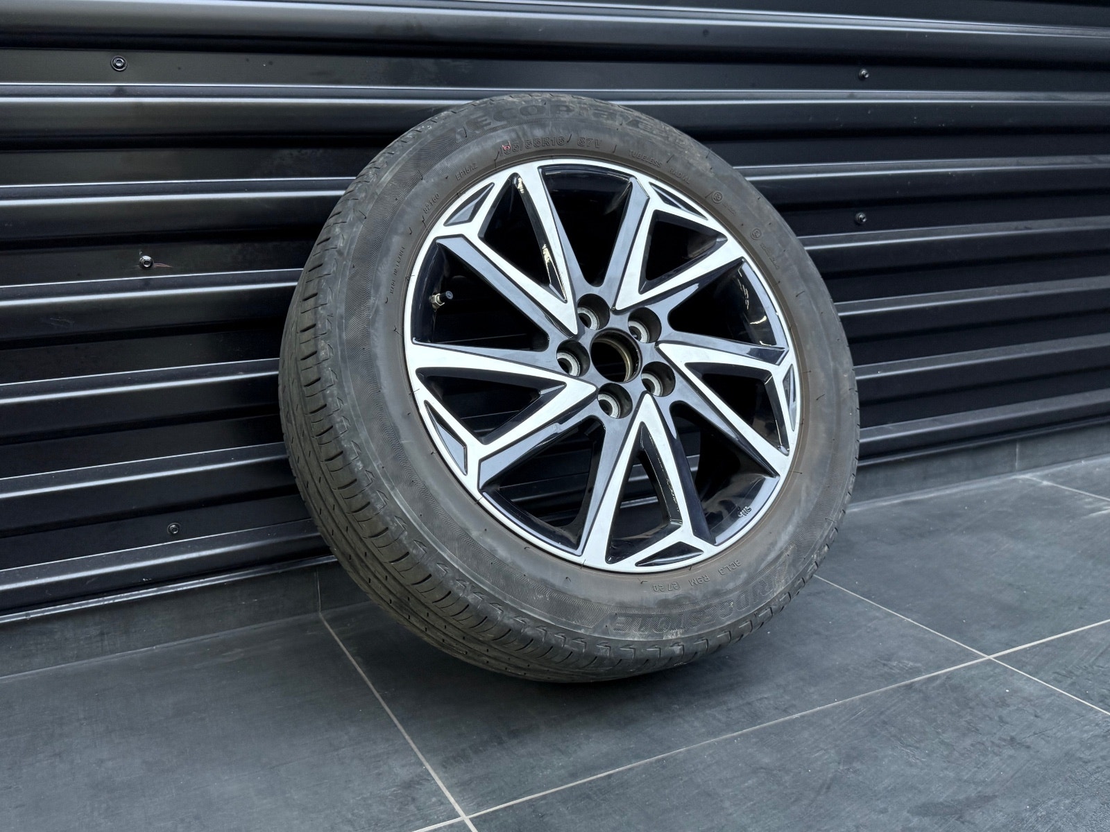 Hovedbilde av Toyota Yaris