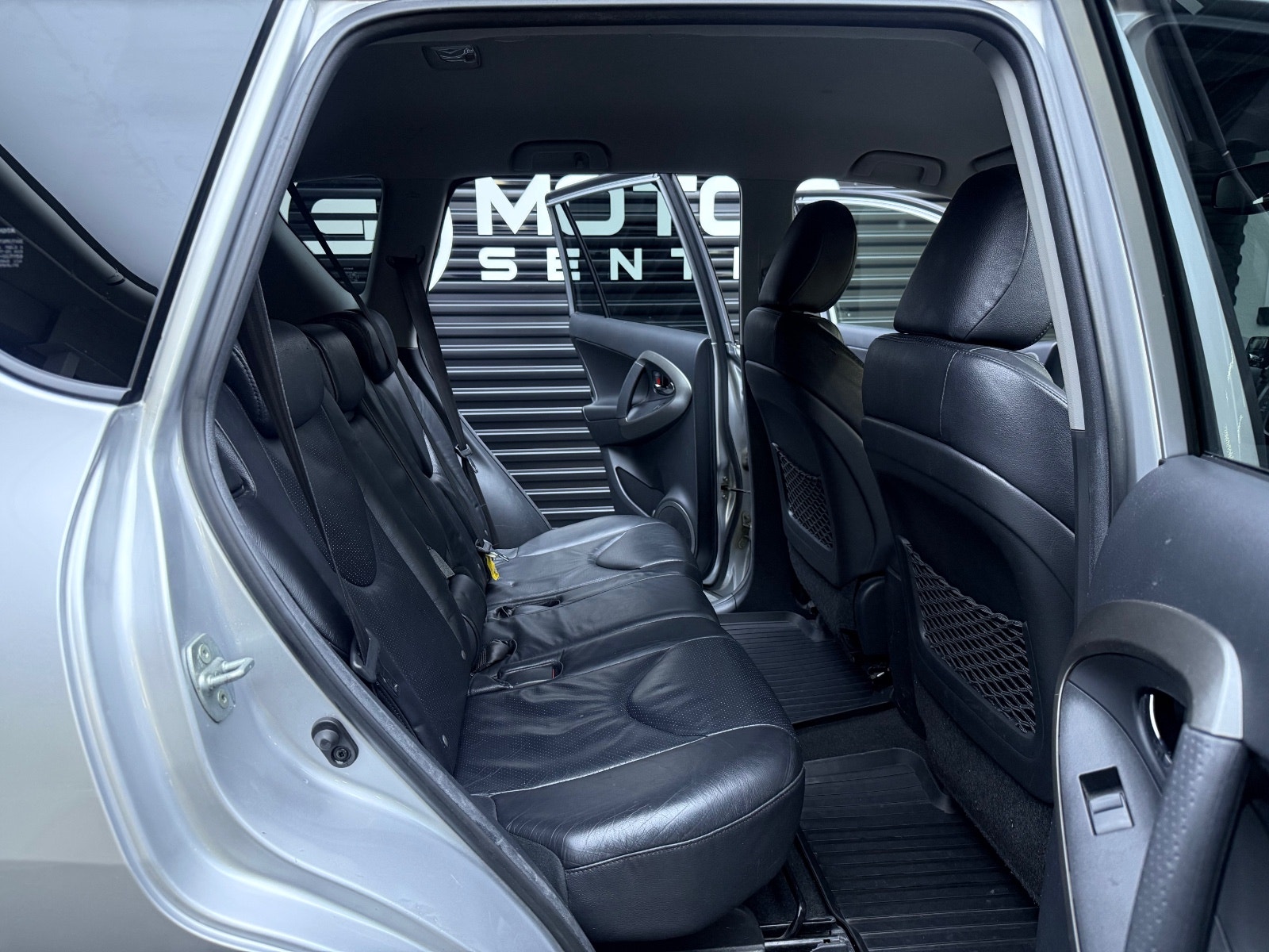 Hovedbilde av Toyota RAV4