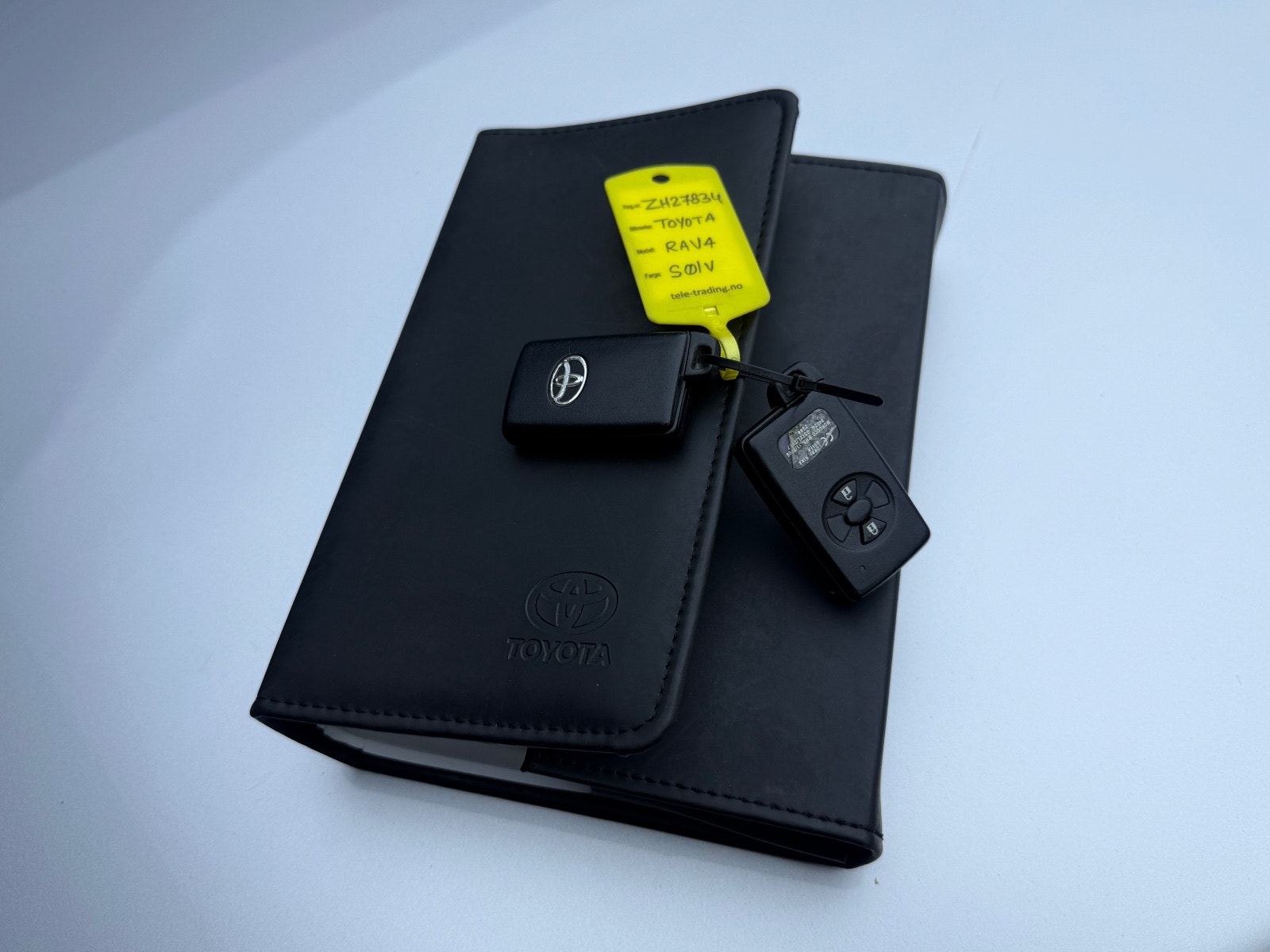 Hovedbilde av Toyota RAV4