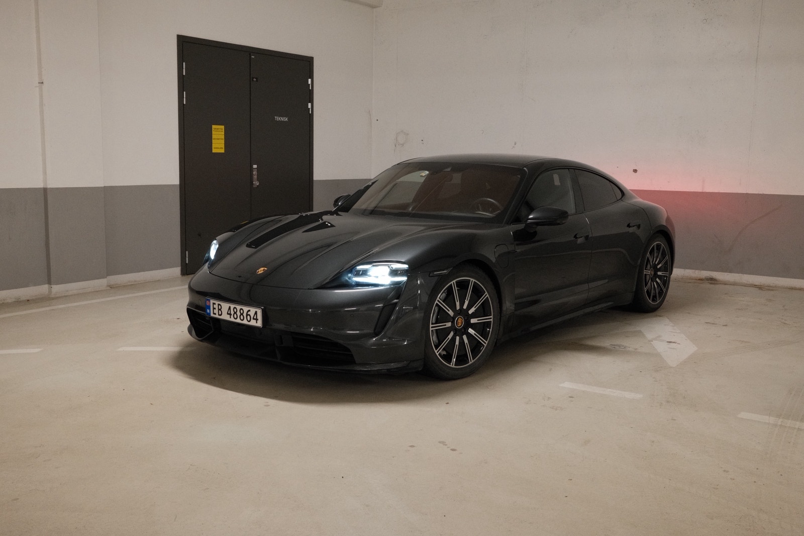 Brukt Porsche Taycan 