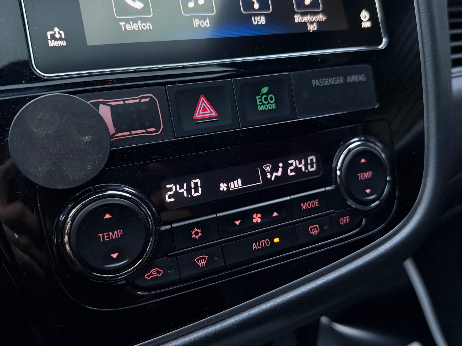 Hovedbilde av Mitsubishi Outlander