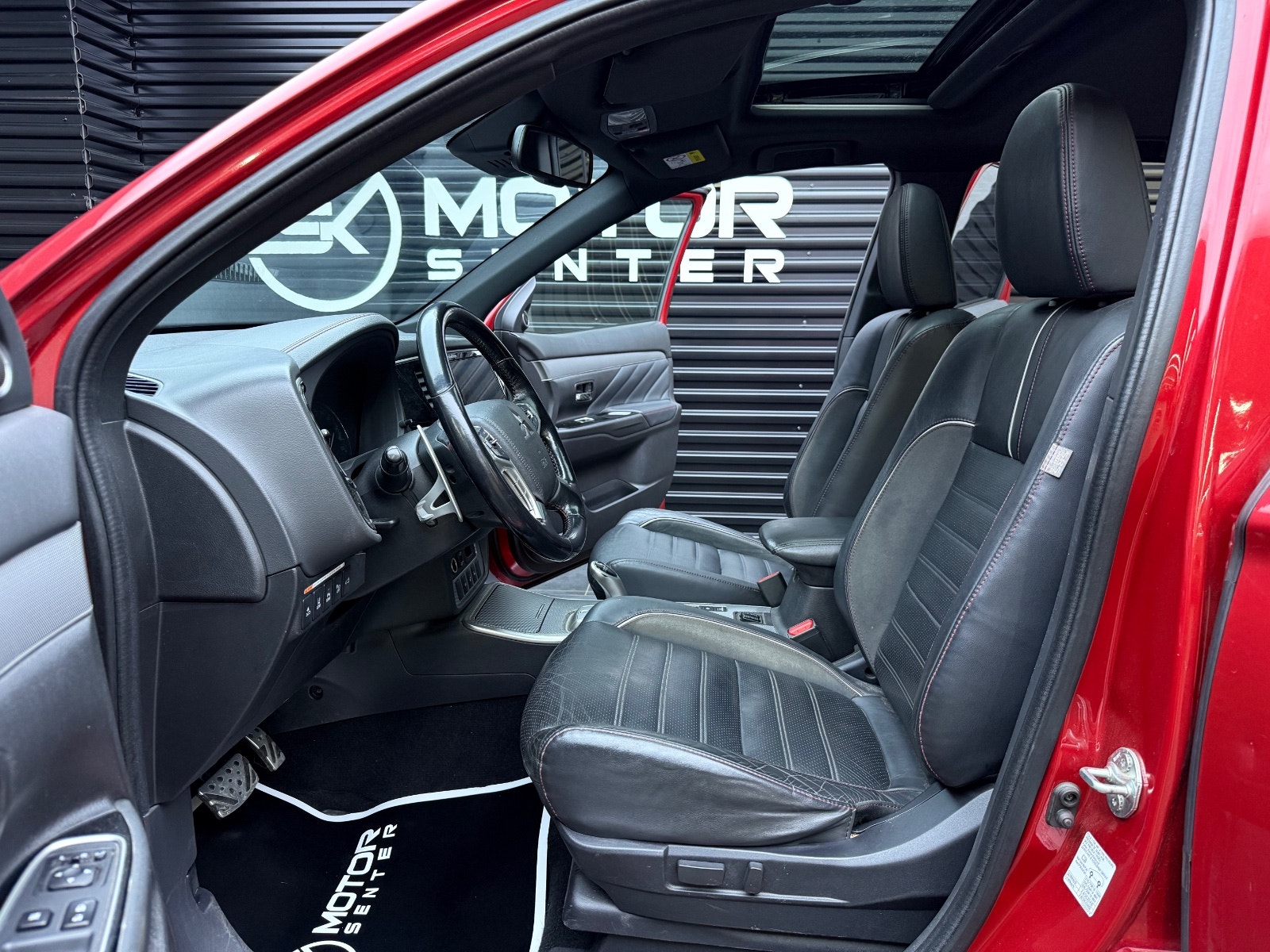 Hovedbilde av Mitsubishi Outlander