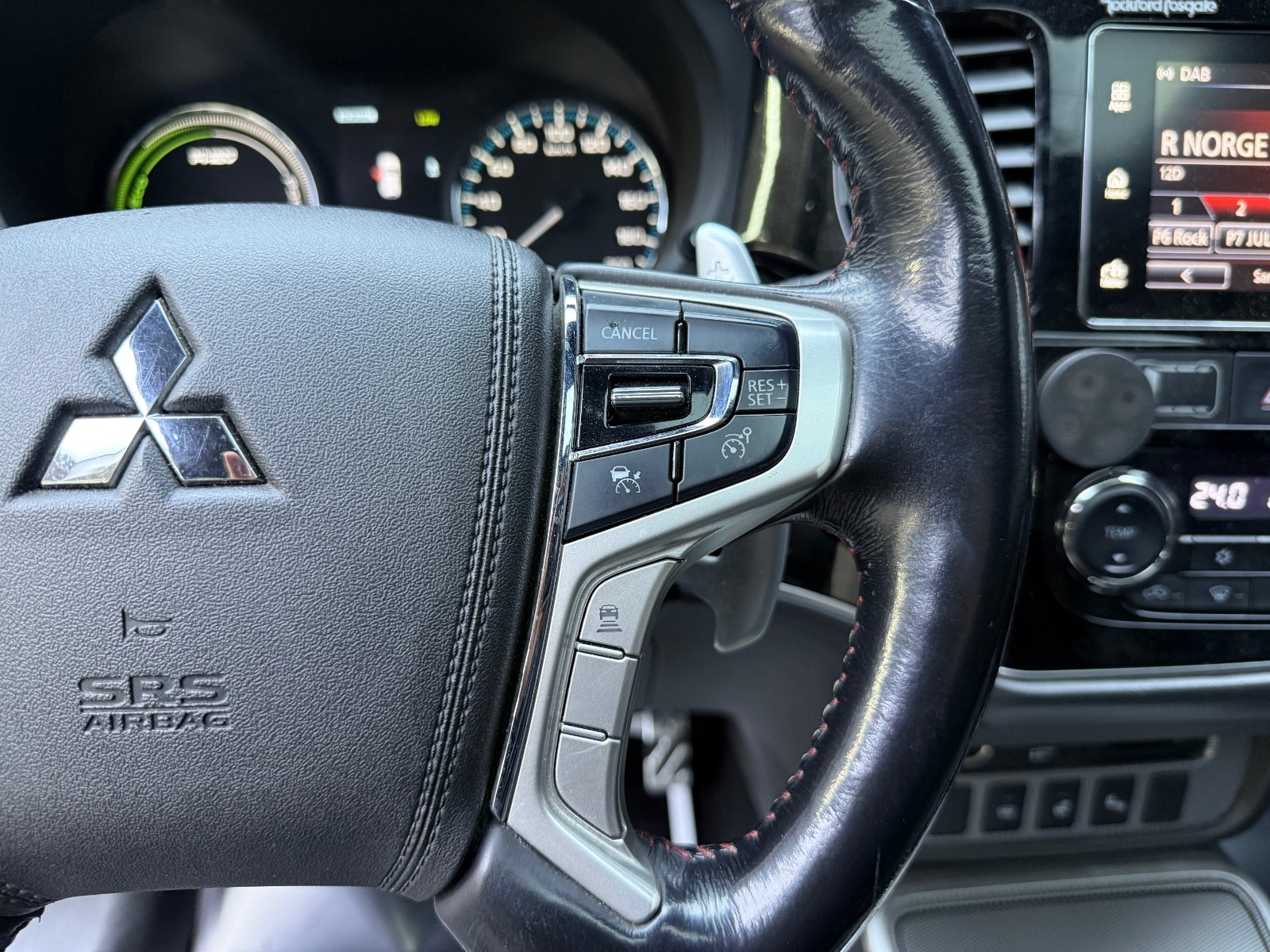 Hovedbilde av Mitsubishi Outlander