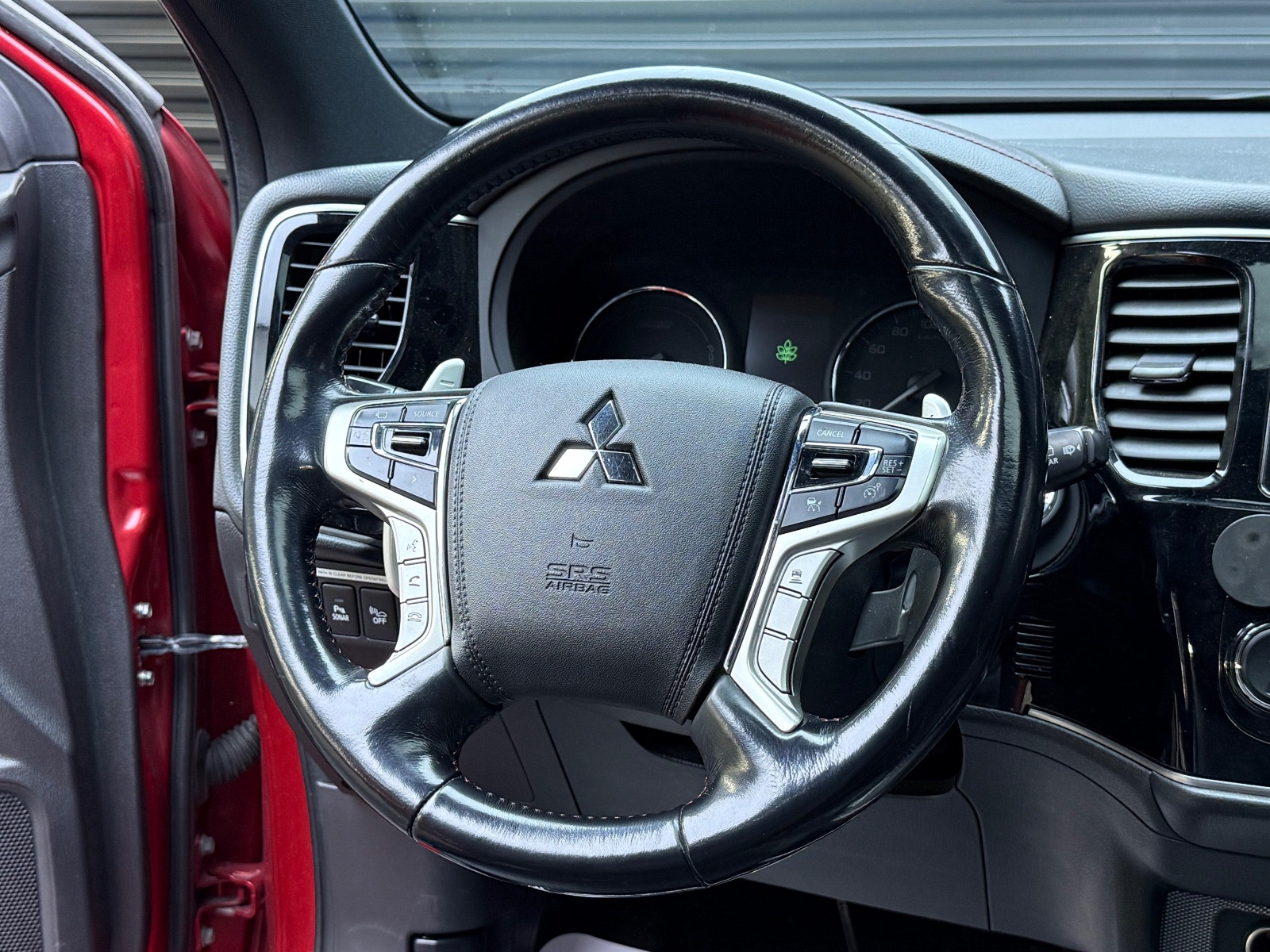 Hovedbilde av Mitsubishi Outlander