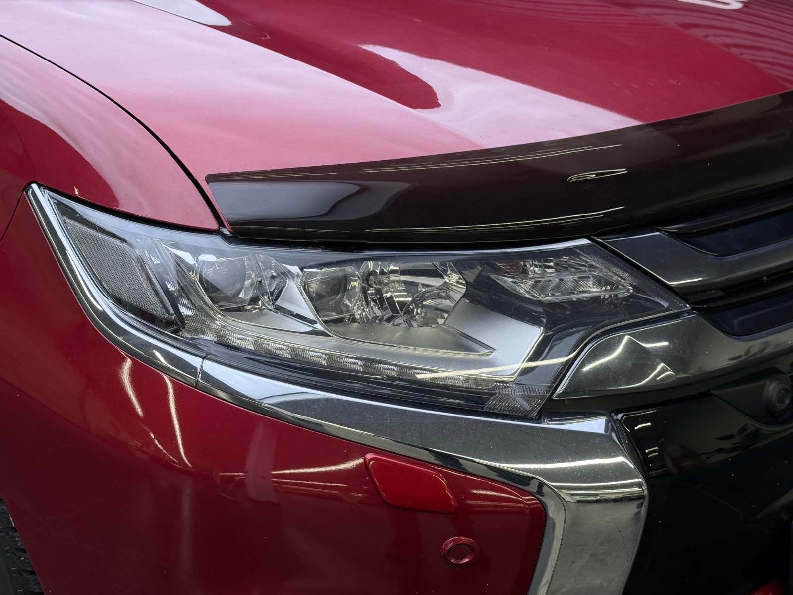 Hovedbilde av Mitsubishi Outlander