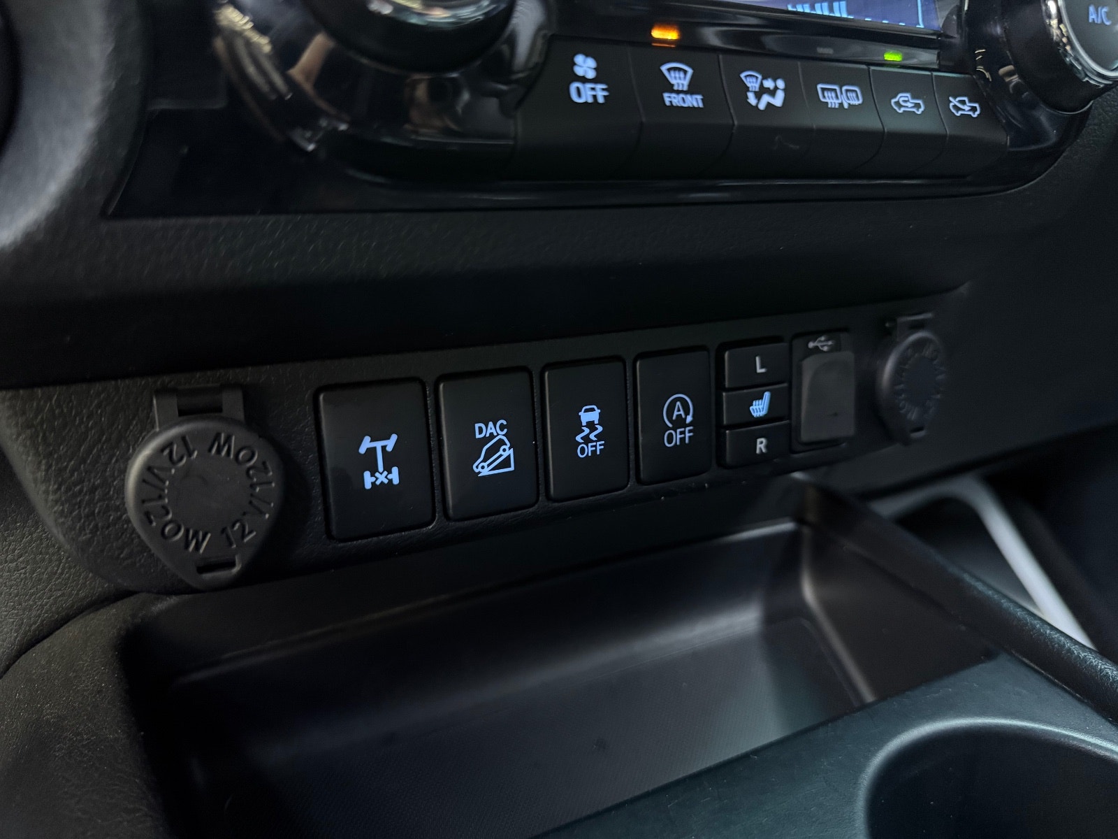 Hovedbilde av Toyota HiLux