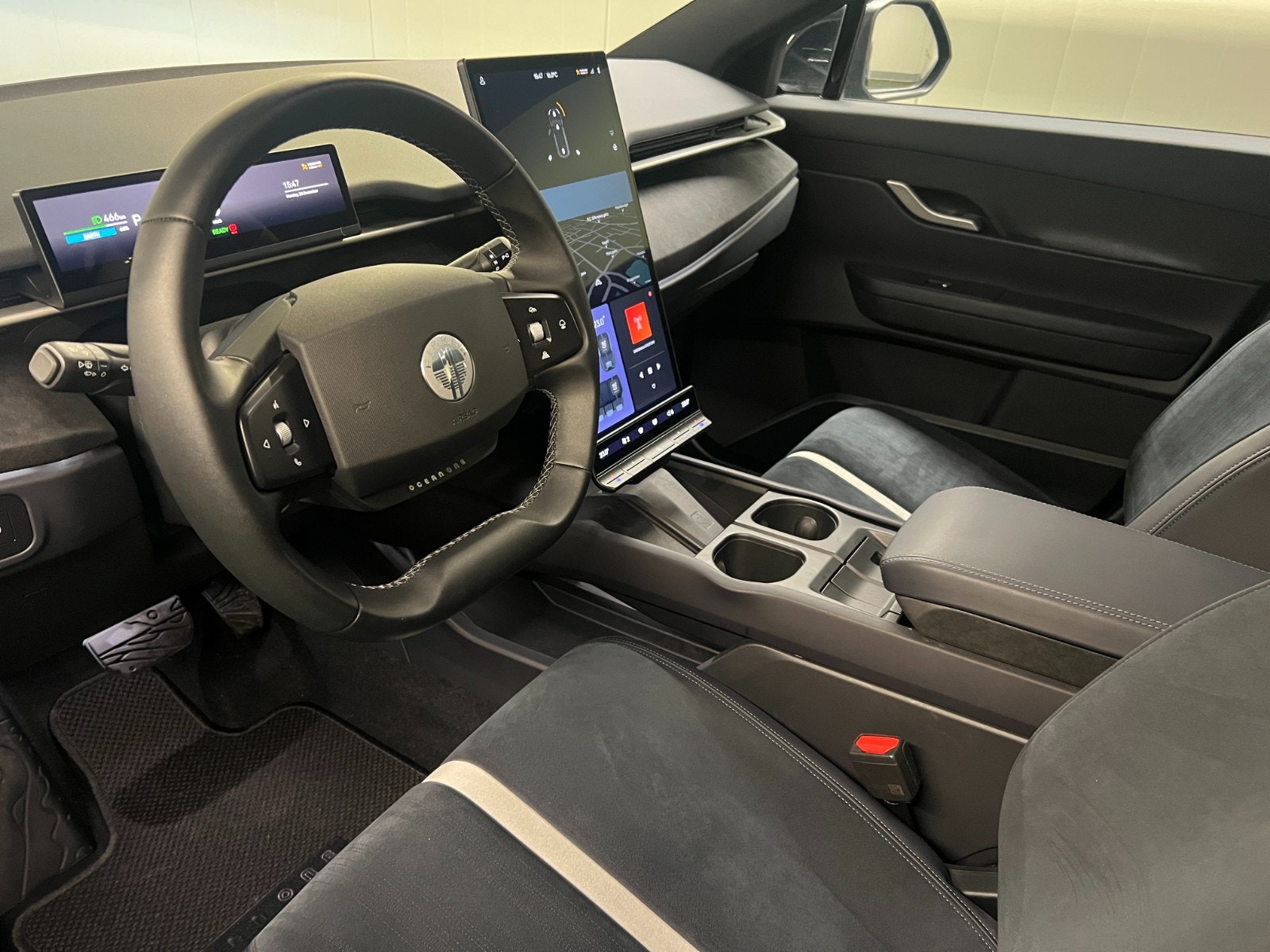 Hovedbilde av Fisker Ocean