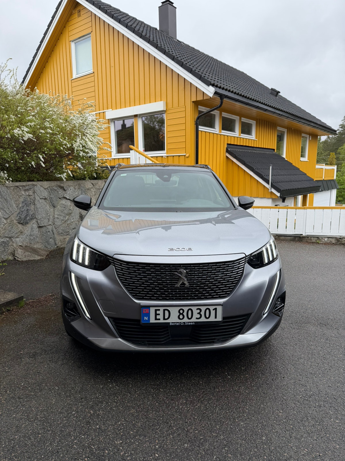 Brukt Peugeot E-2008 