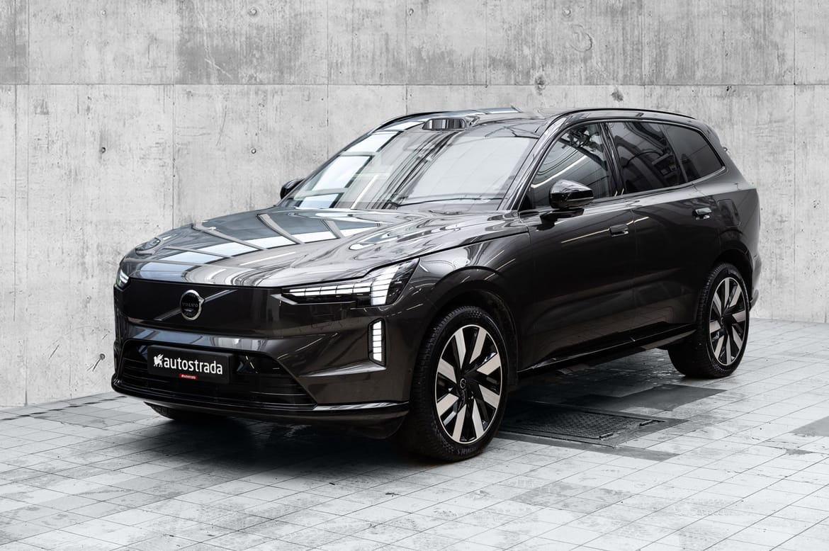 Volvo EX90 Performance Ultra 517 hk - Luft|Massasje|B&W|Panorama| 2025, 22&nbsp;000&nbsp;km, 1&nbsp;029&nbsp;000&nbsp;kr