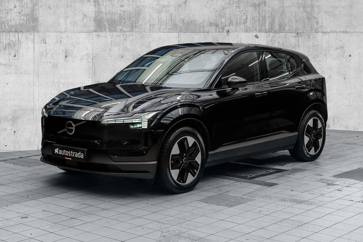 Volvo EX30 Extended Range|475km|ACC|Ryggekamera|Google 2025, 10&nbsp;000&nbsp;km, 369&nbsp;000&nbsp;kr