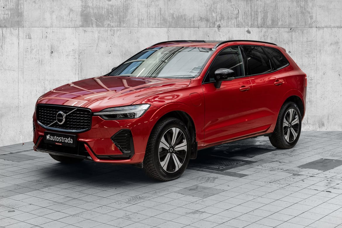 Volvo XC60 T6 AWD Dark |H.Kardon|R.Kamera|Panorama 2023, 29&nbsp;900&nbsp;km, 589&nbsp;000&nbsp;kr