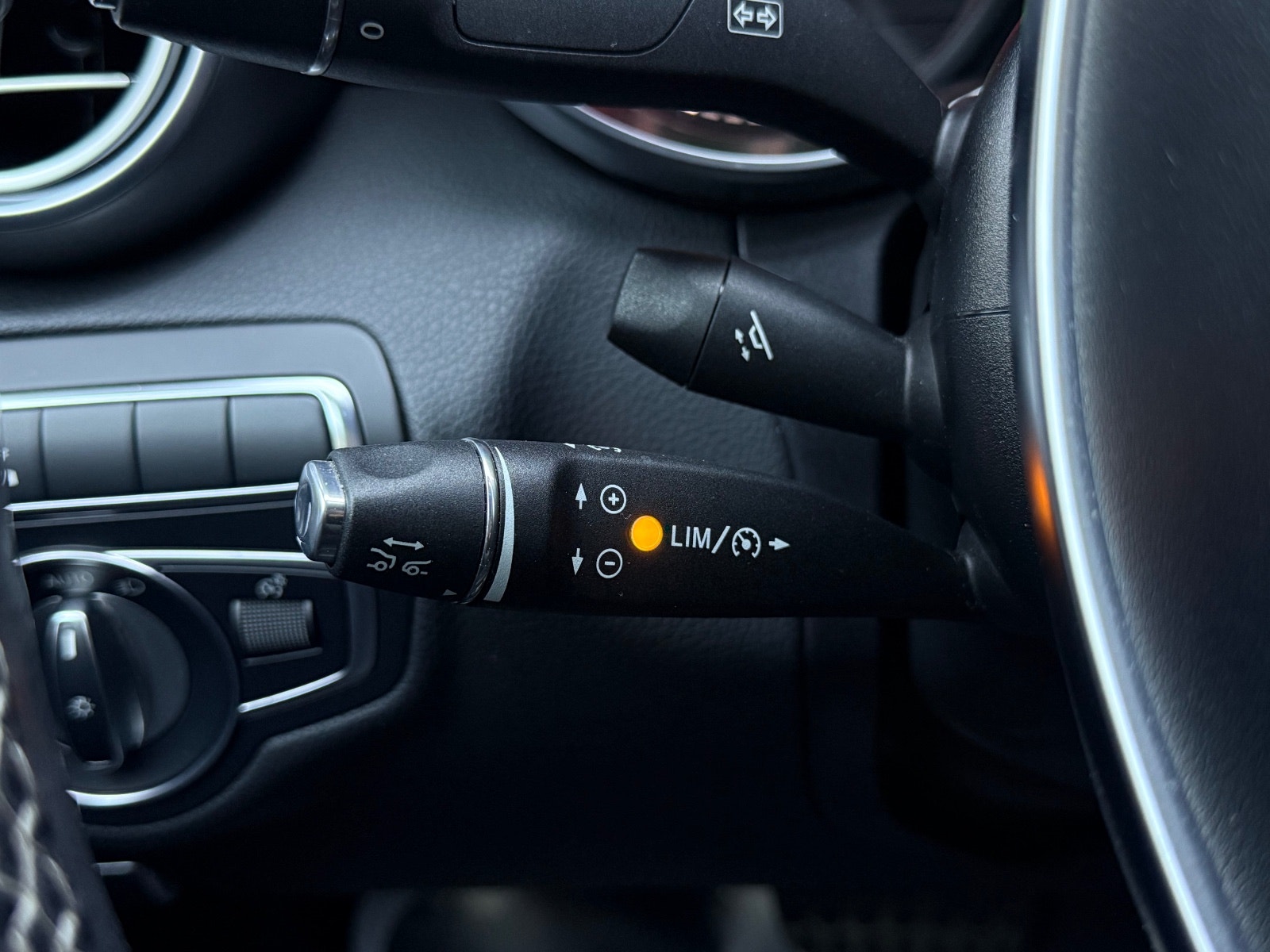 Hovedbilde av Mercedes-Benz C-Klasse