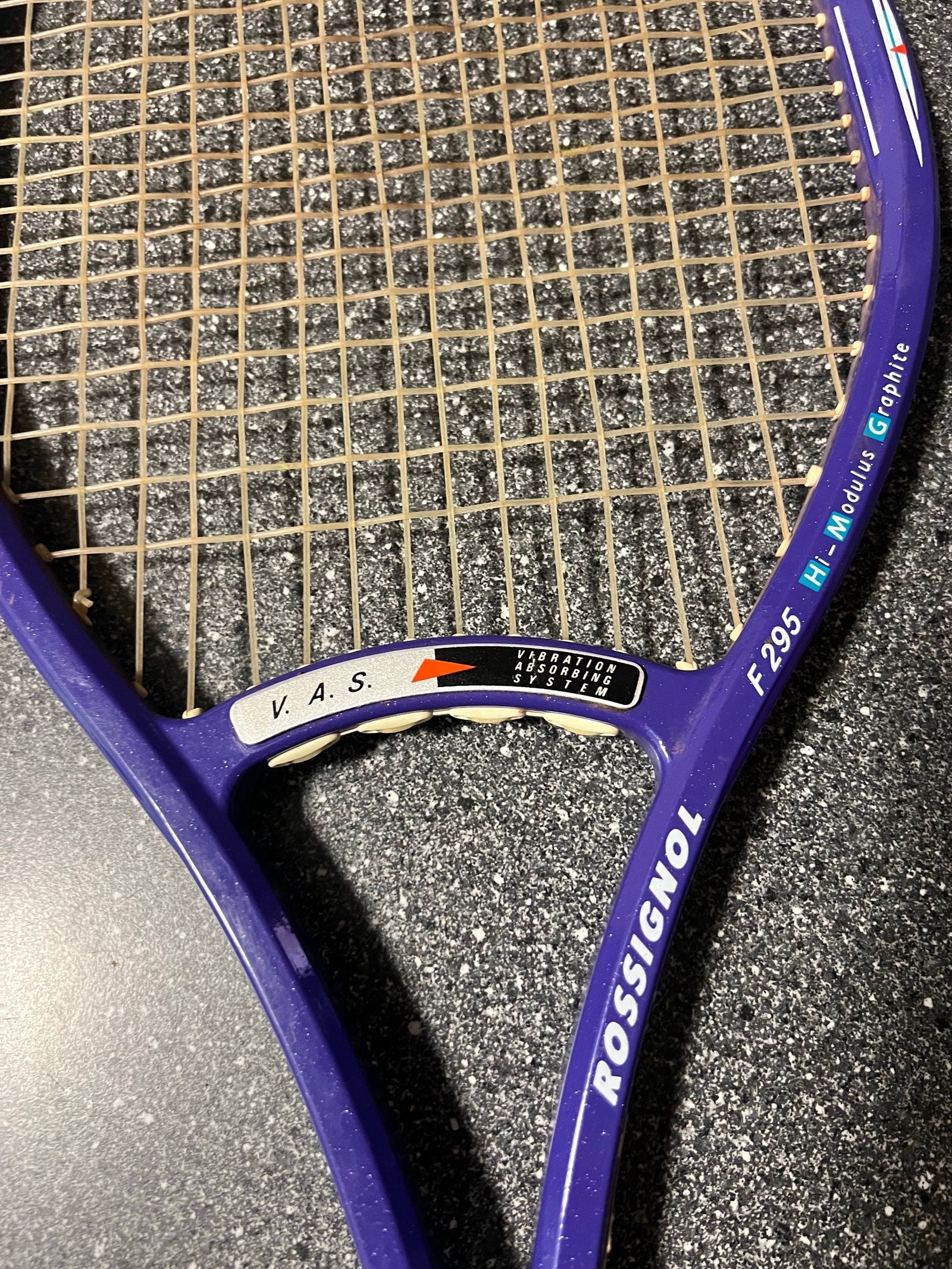 Raquette De Tennis ROSSIGNOL F295 V.A.S – Modèle Mats Wilander