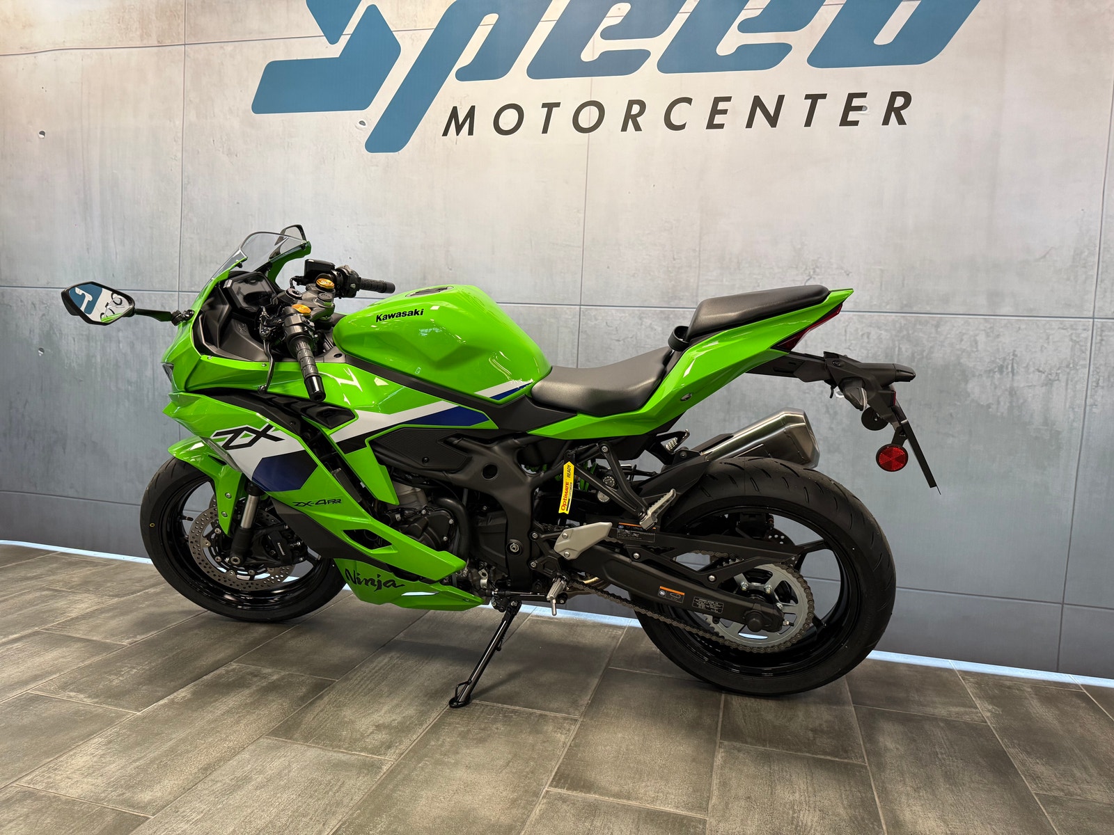 Til salgs: Kawasaki ZX-4RR - 2026 | FINN.no