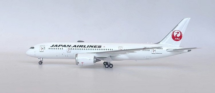 JAL Boeing 787-8 JA834J 1:400 Phoenix | FINN-torget