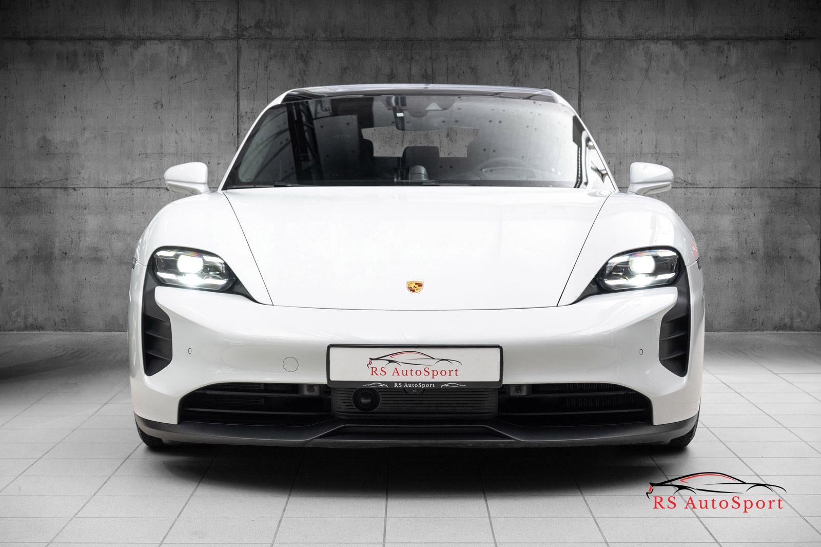 Hovedbilde av Porsche Taycan Sport Turismo