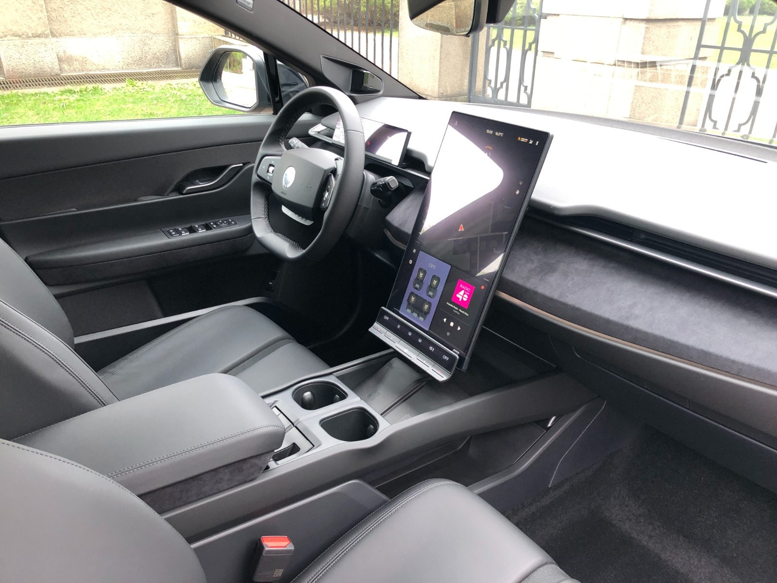 Hovedbilde av Fisker Ocean