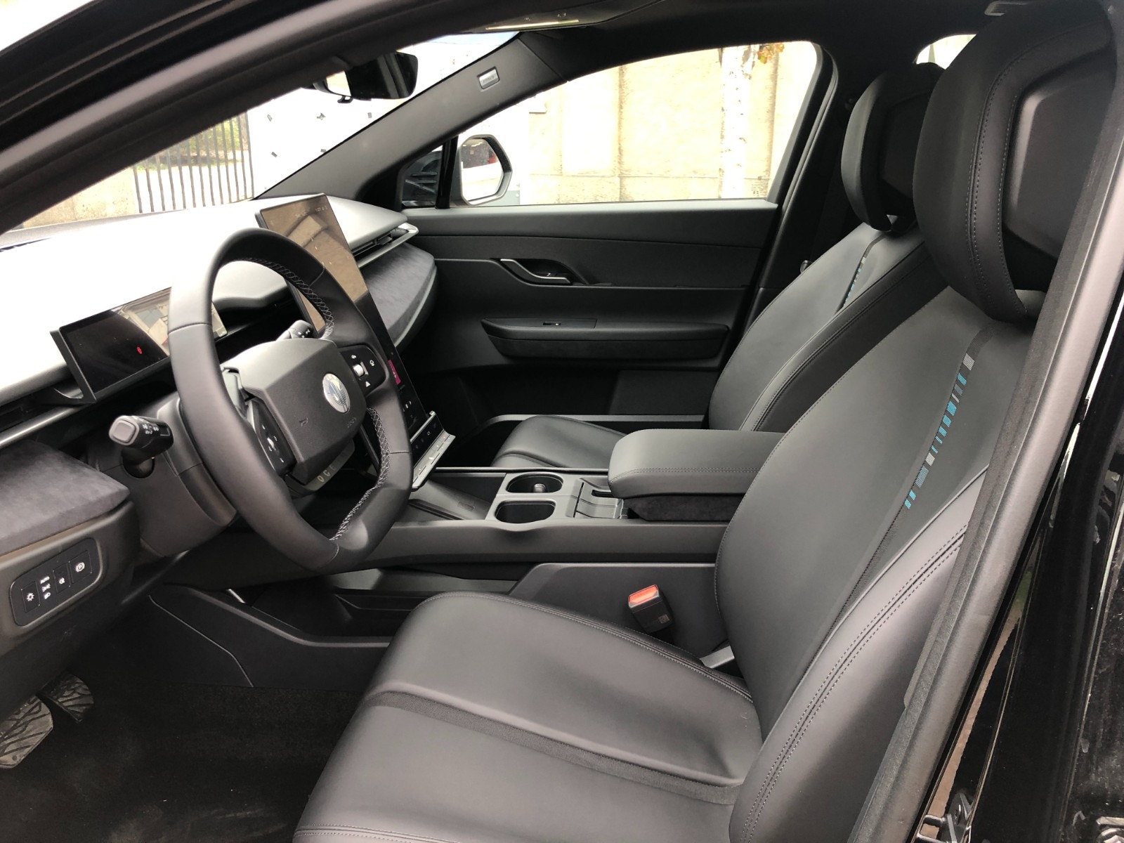 Hovedbilde av Fisker Ocean