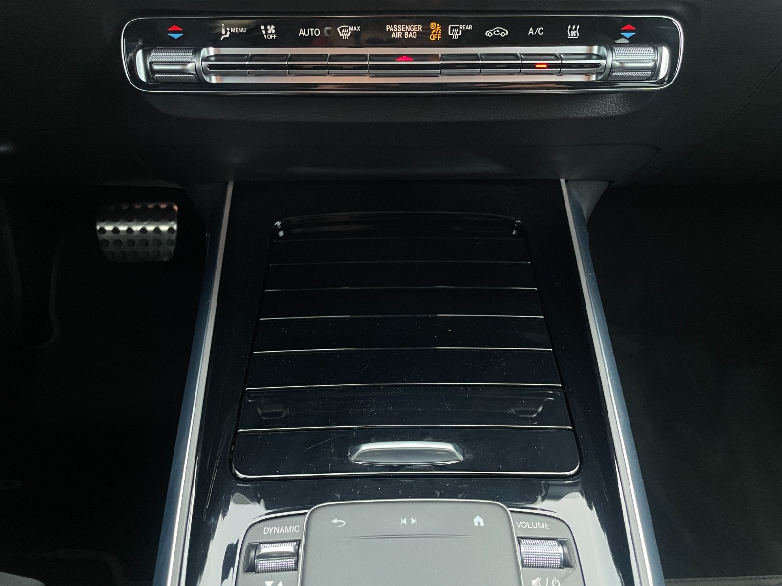 Hovedbilde av Mercedes-Benz EQB-Klasse