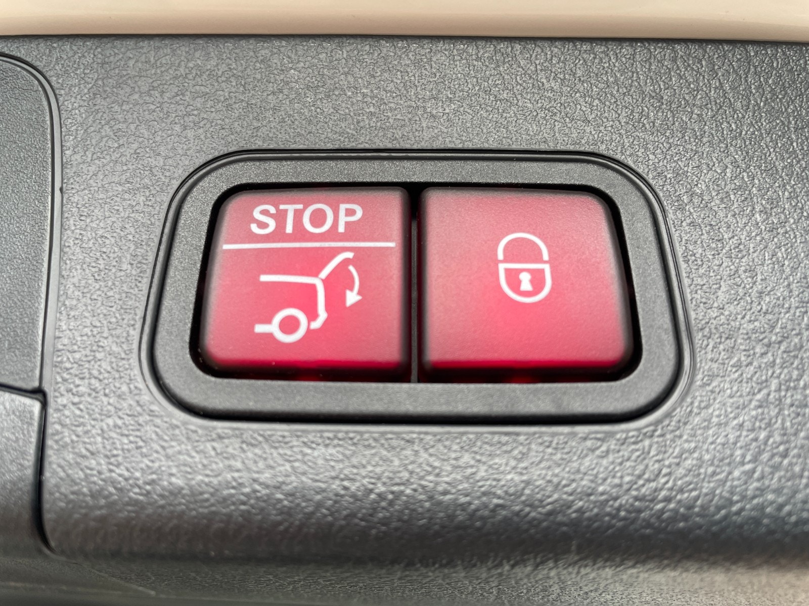 Hovedbilde av Mercedes-Benz EQB-Klasse