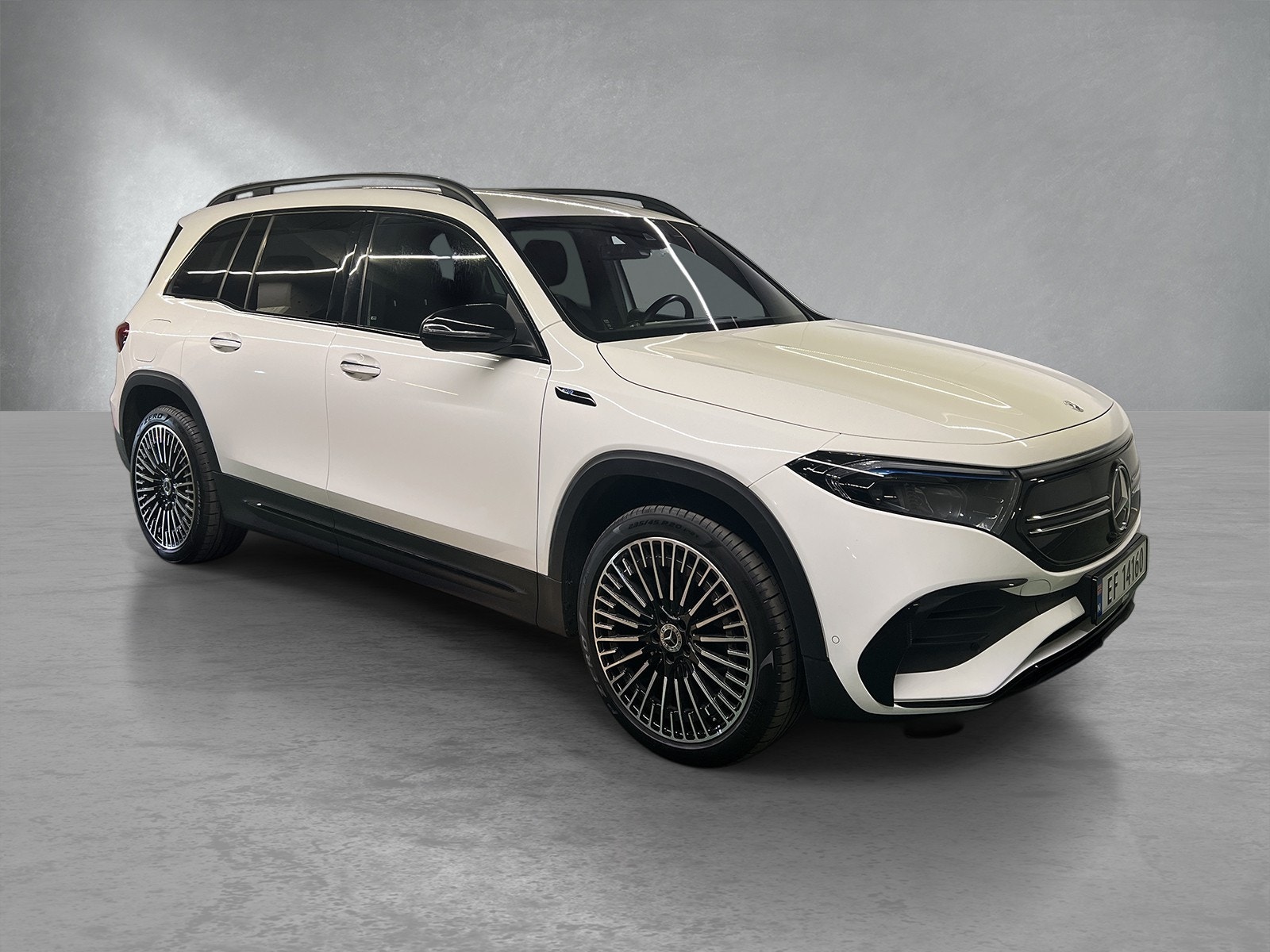 Hovedbilde av Mercedes-Benz EQB-Klasse