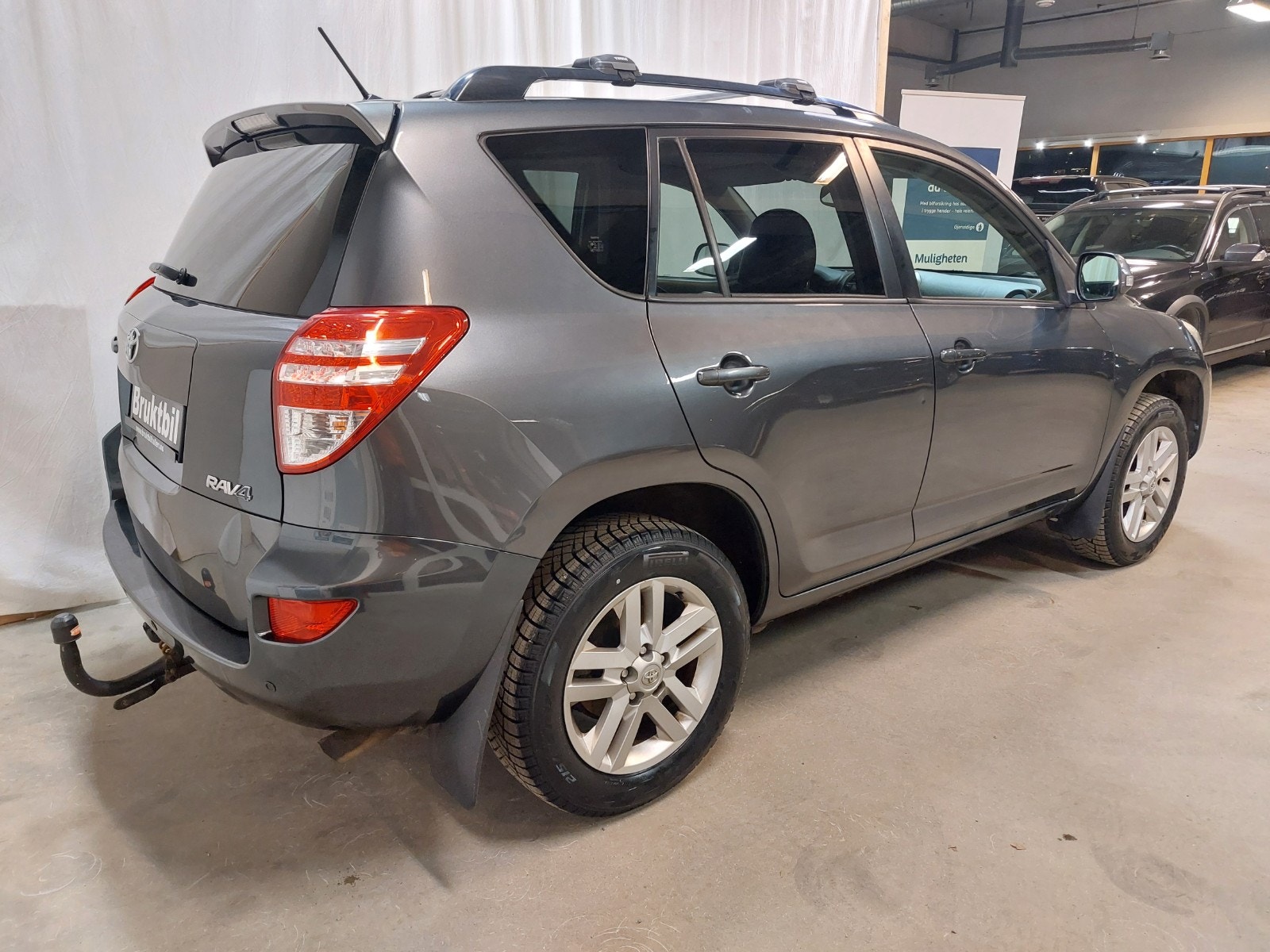 Hovedbilde av Toyota RAV4