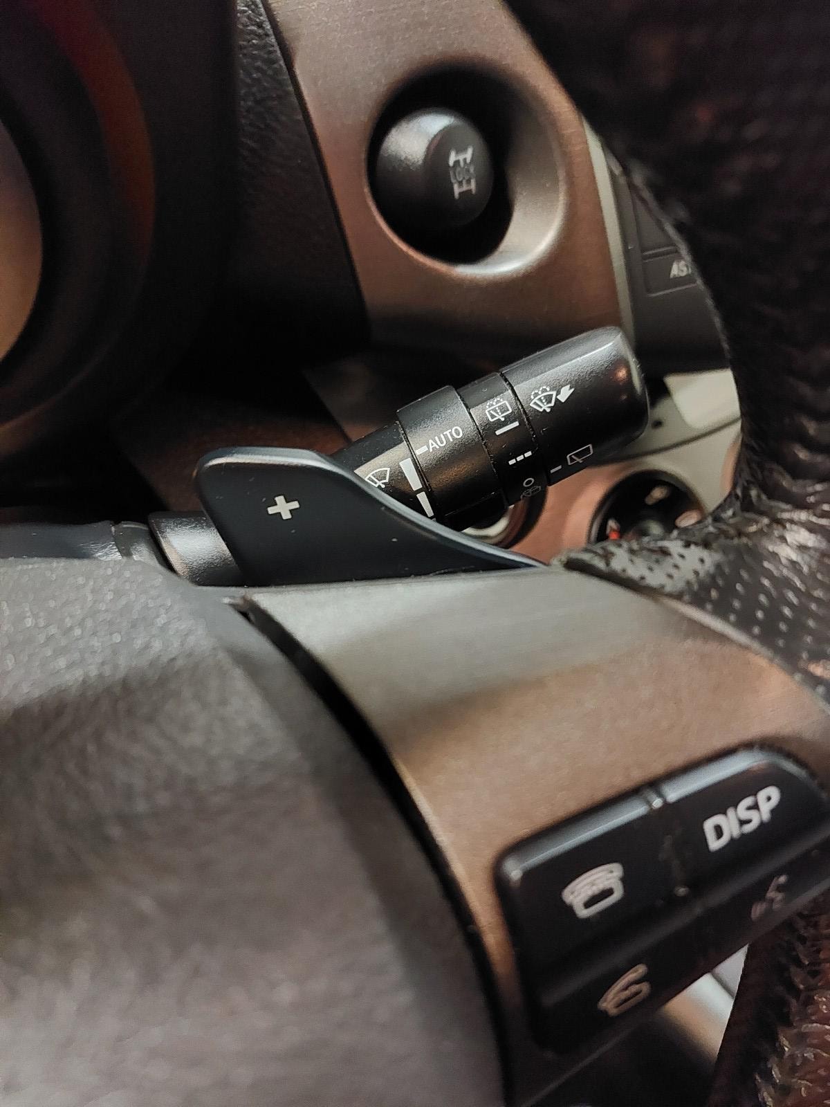 Hovedbilde av Toyota RAV4