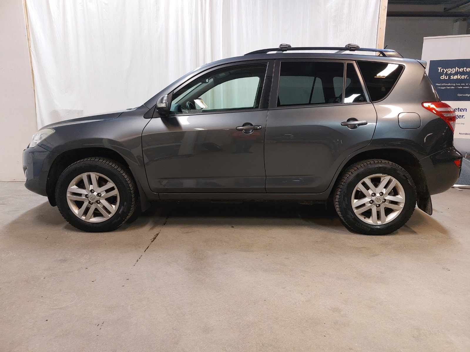 Hovedbilde av Toyota RAV4