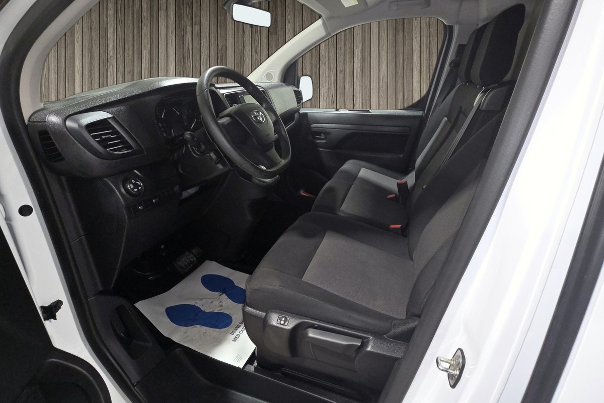 Hovedbilde av Toyota Proace
