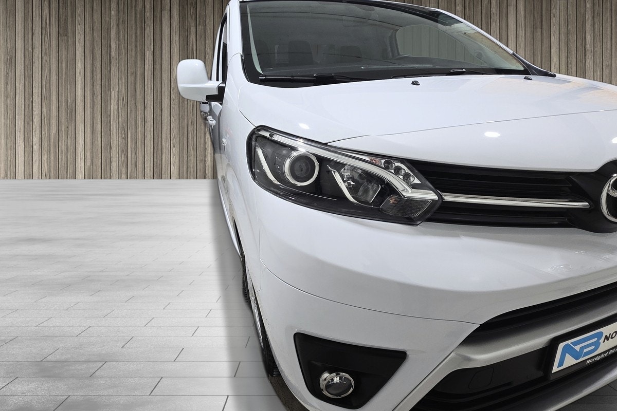 Hovedbilde av Toyota Proace