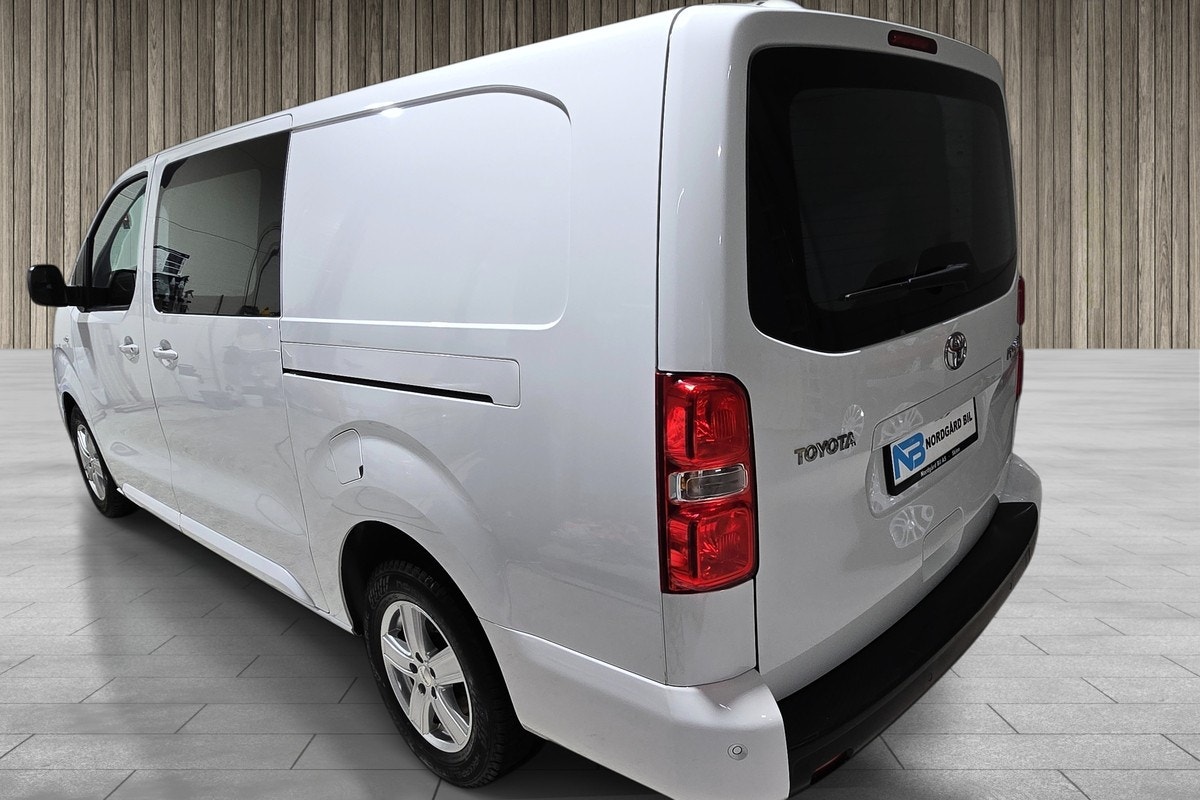 Hovedbilde av Toyota Proace
