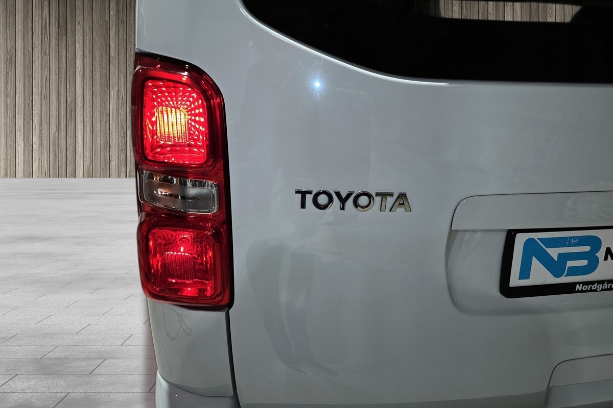 Hovedbilde av Toyota Proace