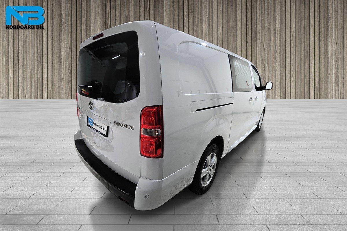 Hovedbilde av Toyota Proace