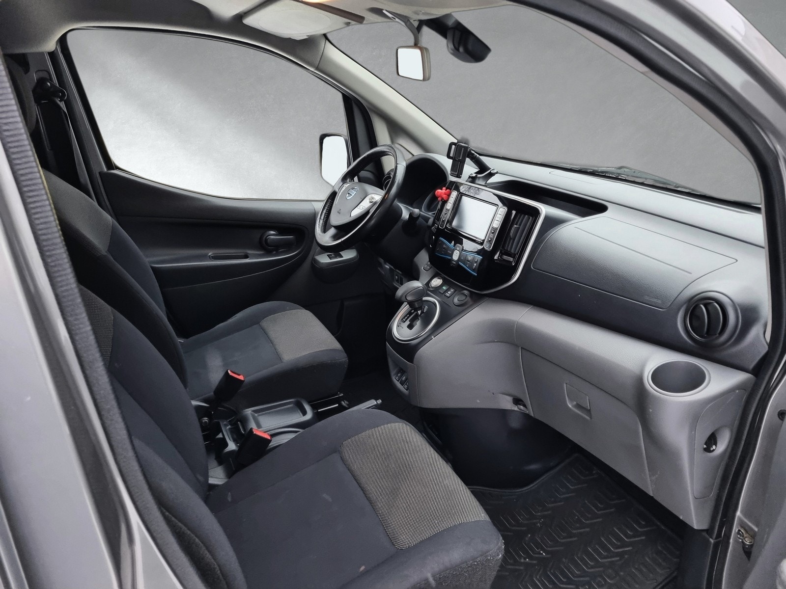 Hovedbilde av Nissan e-NV200