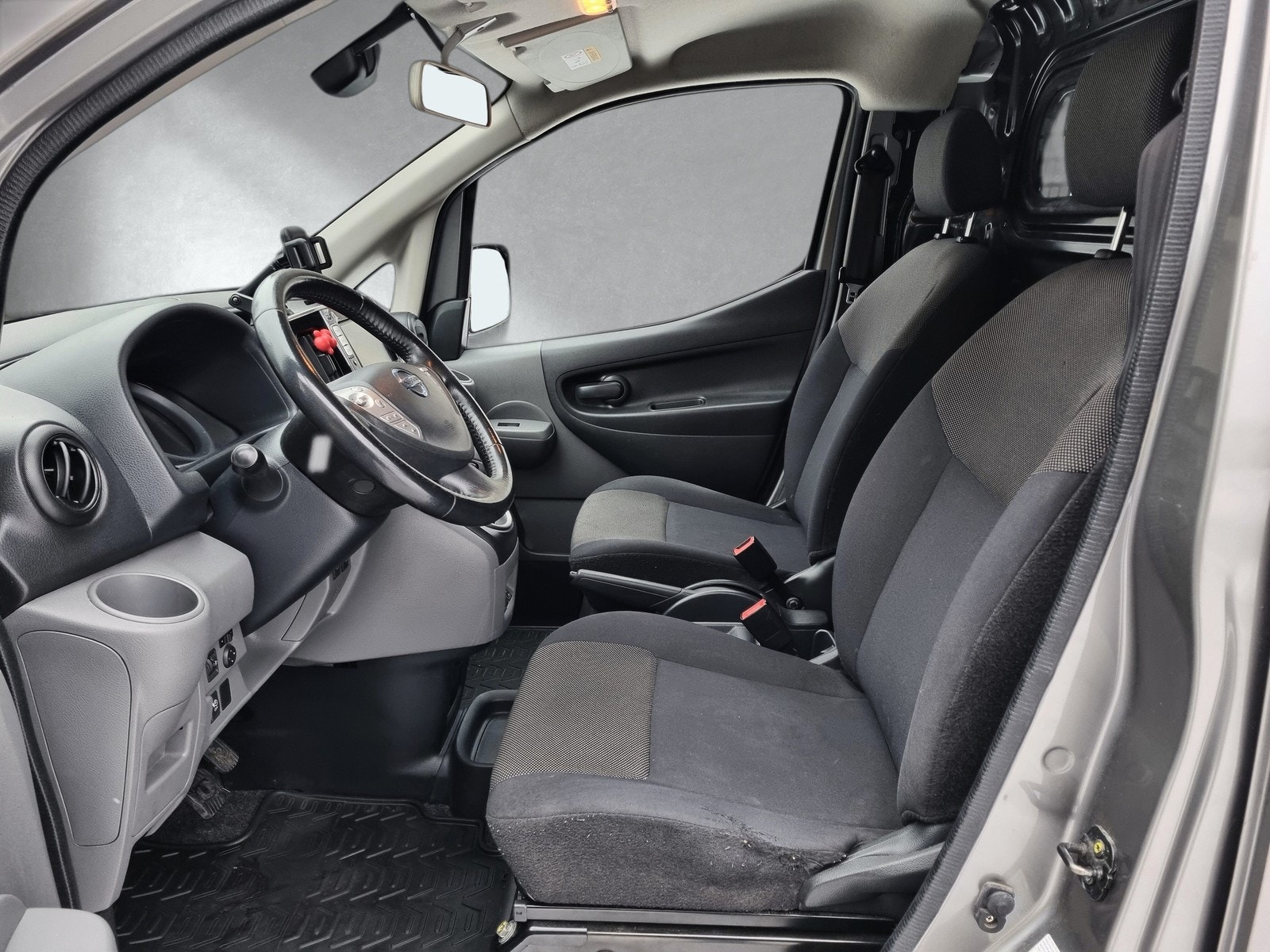 Hovedbilde av Nissan e-NV200