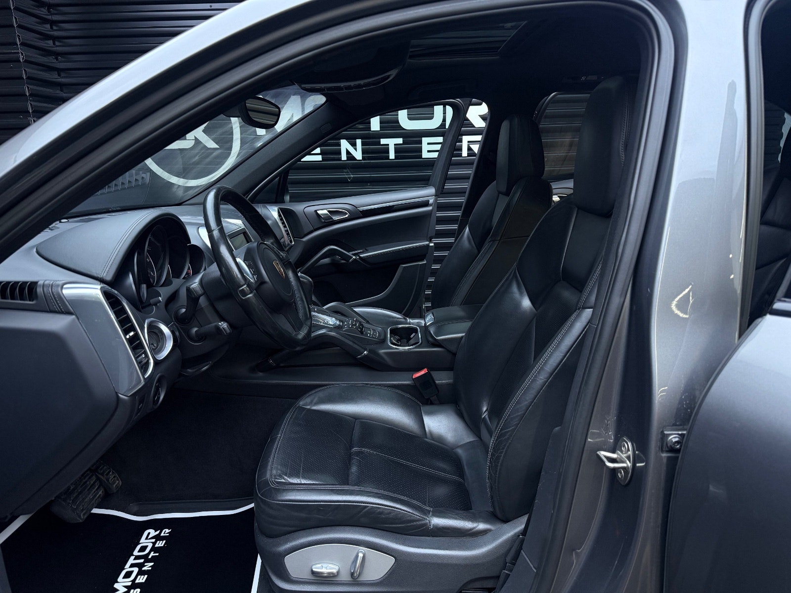 Hovedbilde av Porsche Cayenne