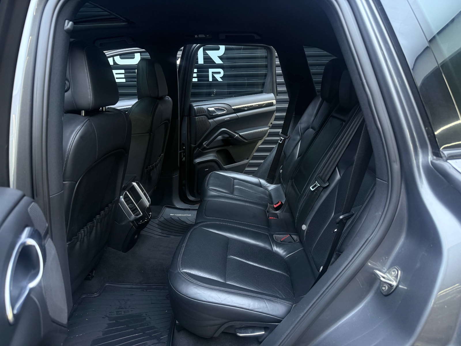 Hovedbilde av Porsche Cayenne