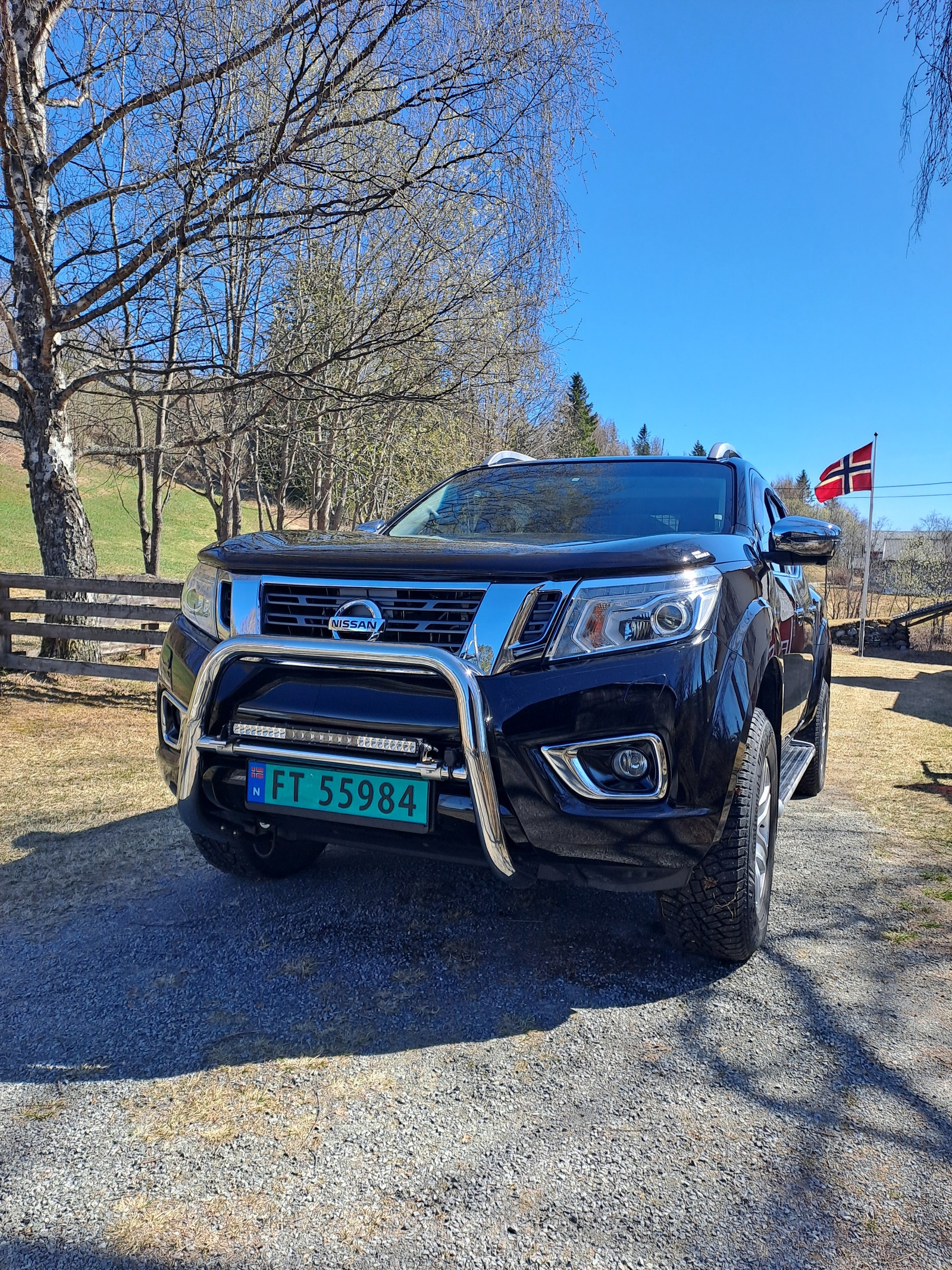 Brukt Nissan Navara 2.3
