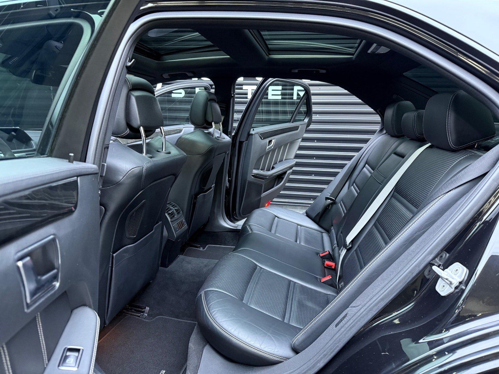 Hovedbilde av Mercedes-Benz E-Klasse