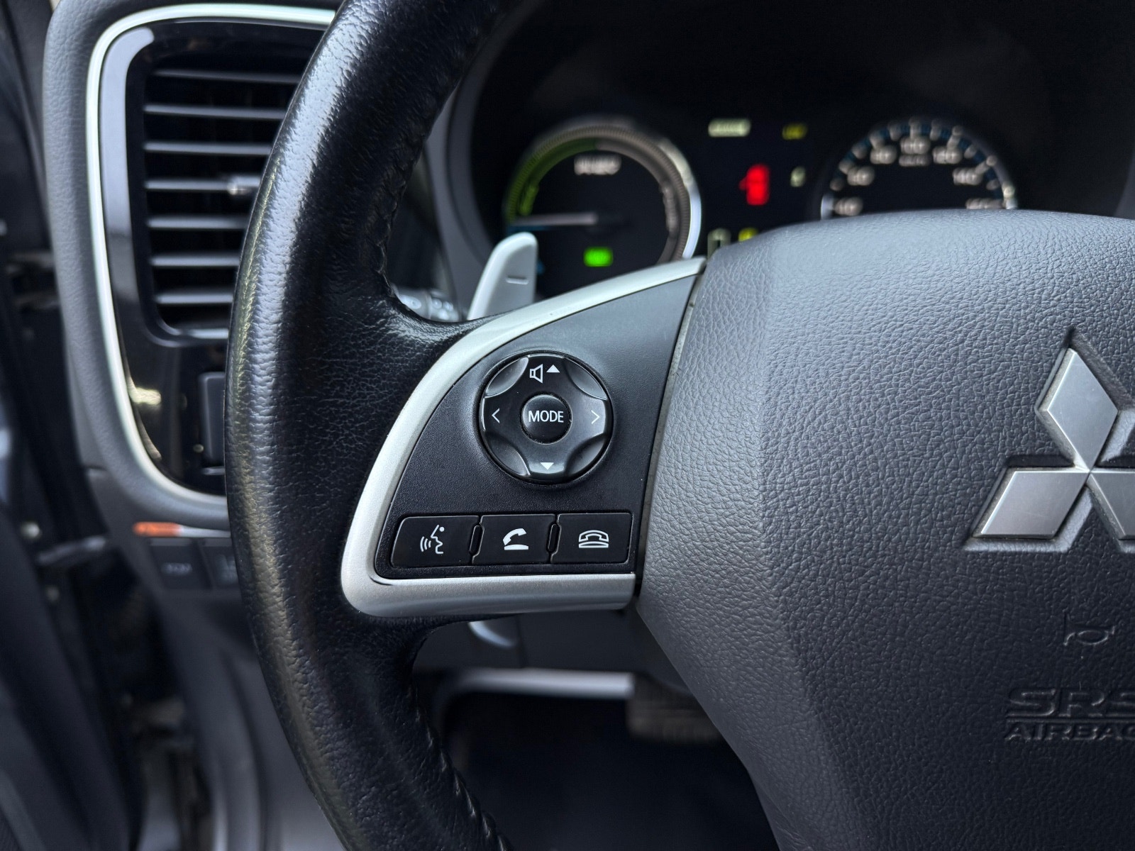 Hovedbilde av Mitsubishi Outlander