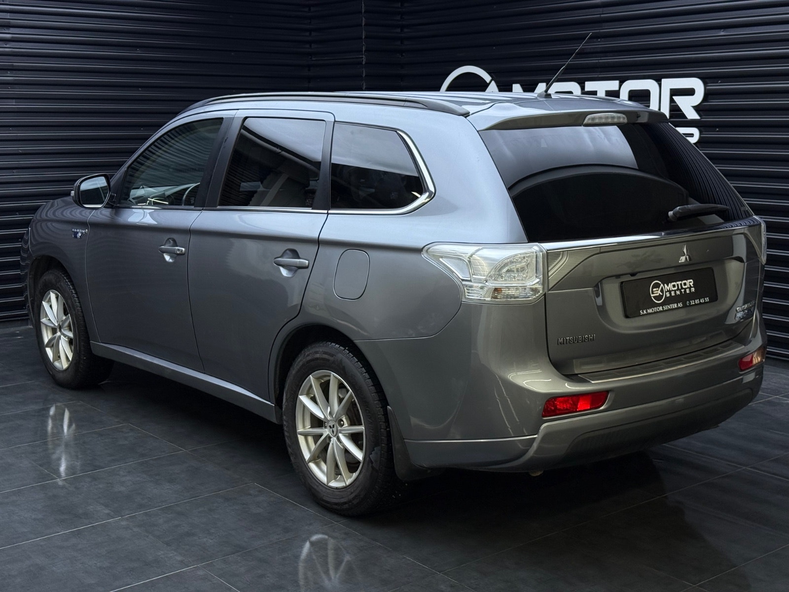 Hovedbilde av Mitsubishi Outlander