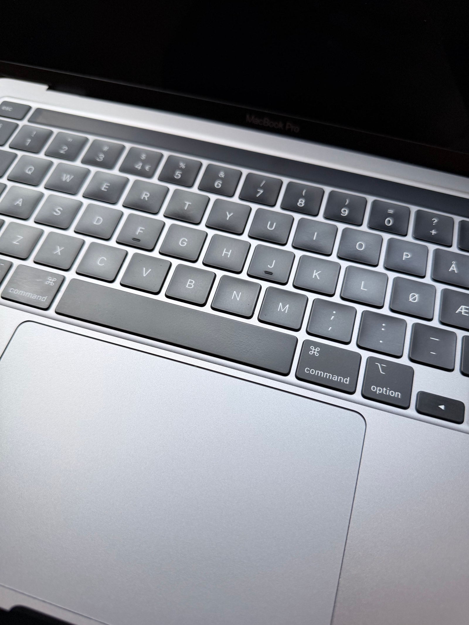 MacBook Pro 13” (M1, 2020), 8 GB RAM/256GB SSD | FINN-torget
