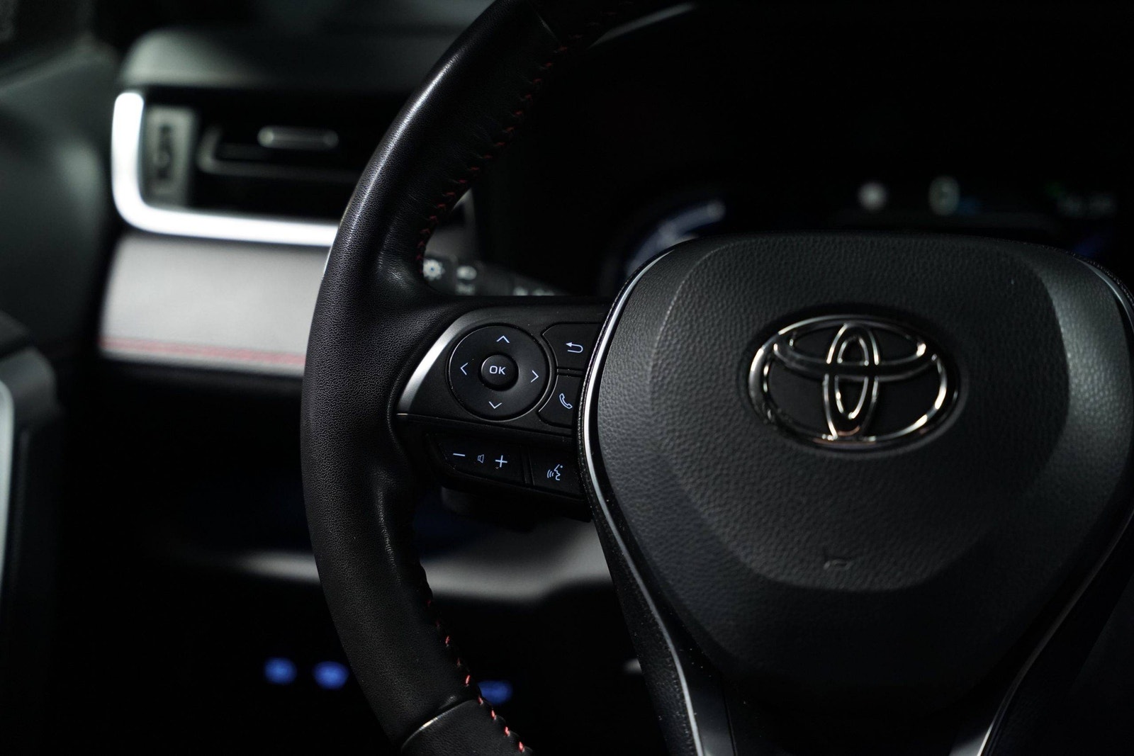 Hovedbilde av Toyota RAV4