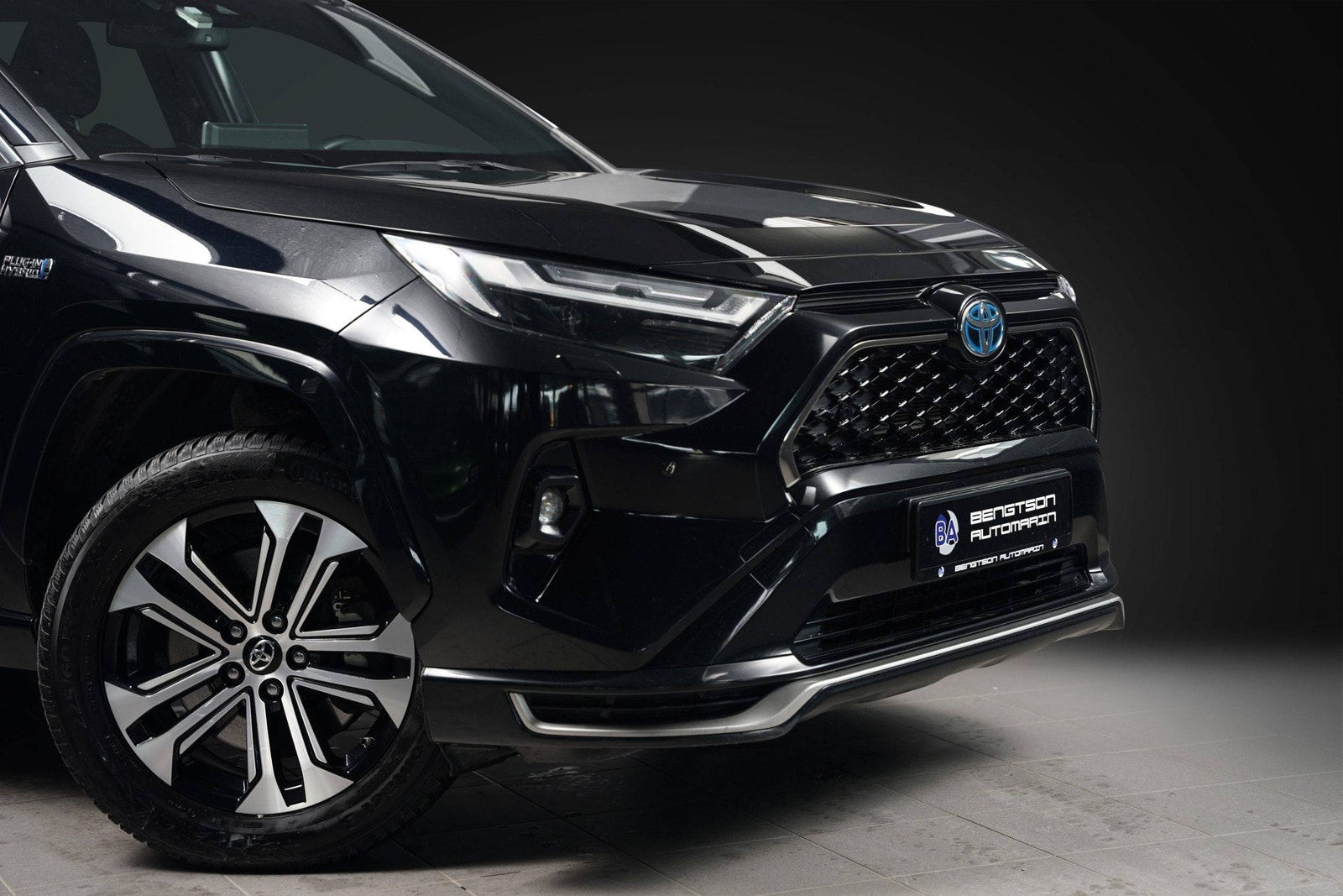 Hovedbilde av Toyota RAV4