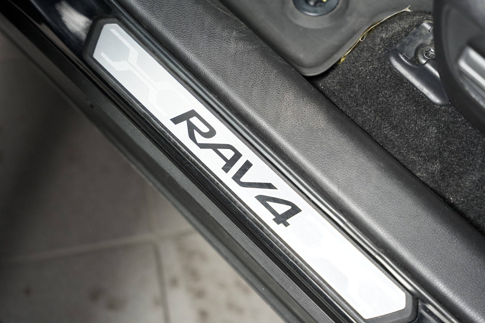 Hovedbilde av Toyota RAV4