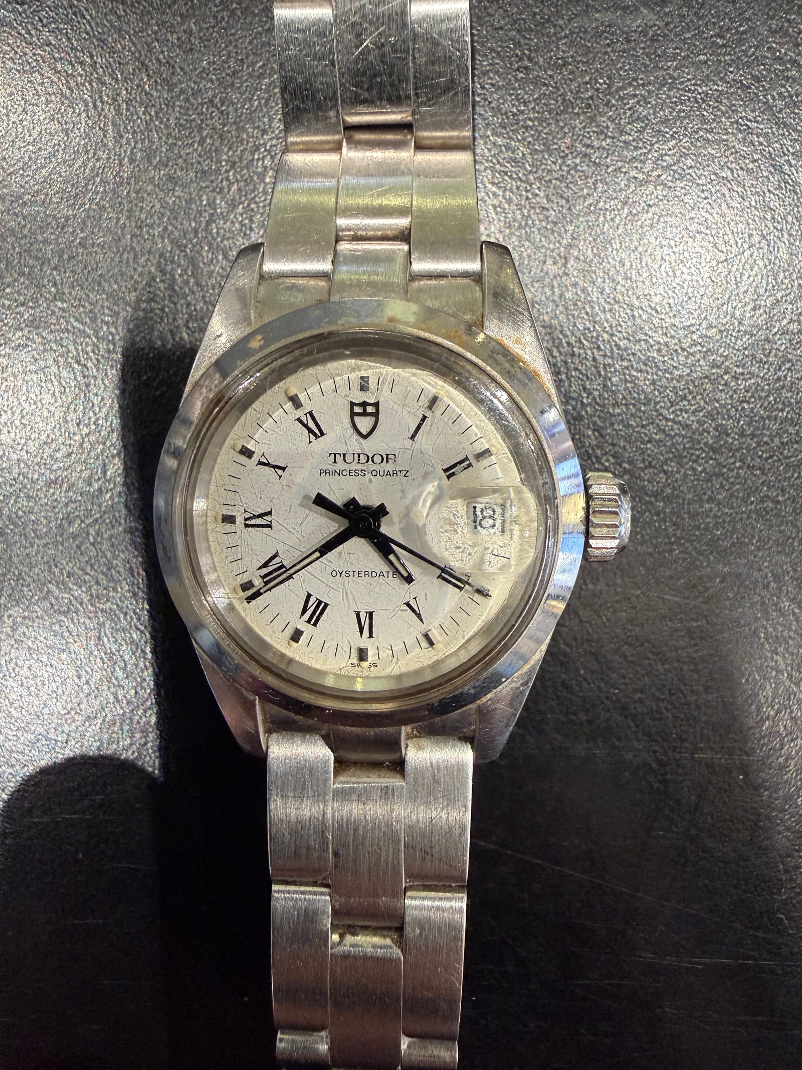 Tudor Prince & Princess Quartz Oysterdate – Vintage 80-tall 