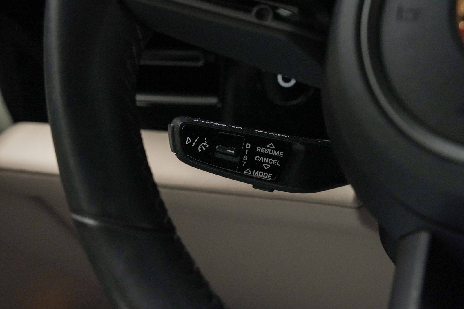 Hovedbilde av Porsche Taycan Cross Turismo