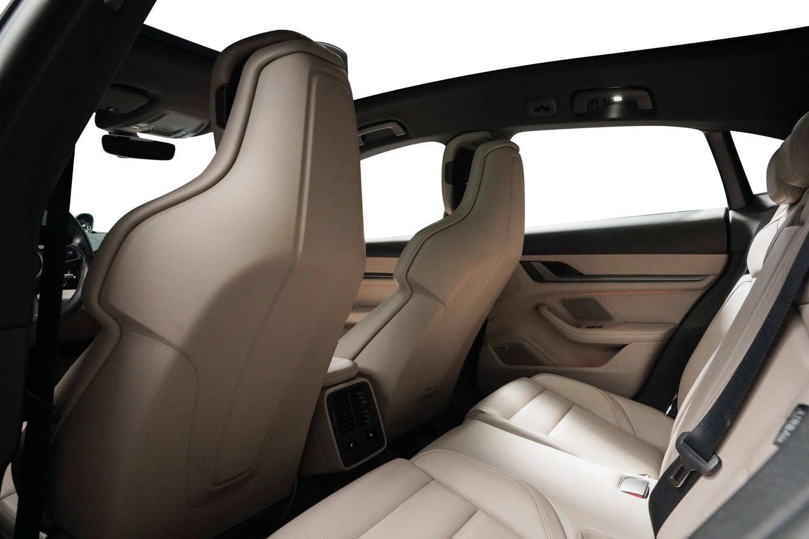Hovedbilde av Porsche Taycan Cross Turismo